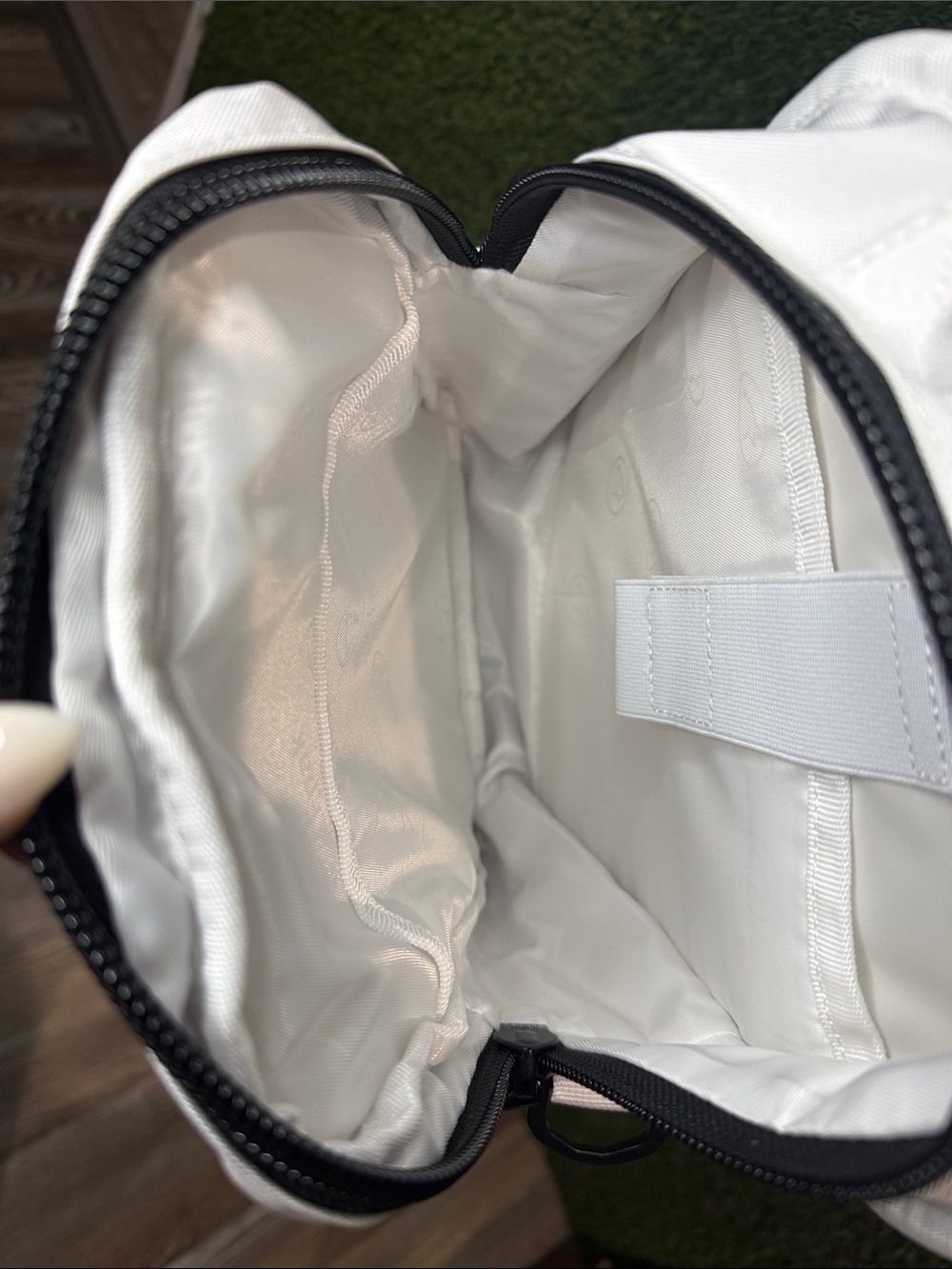 WOLFpak 9L Tactical Sling Polar White - Picture 10 of 11